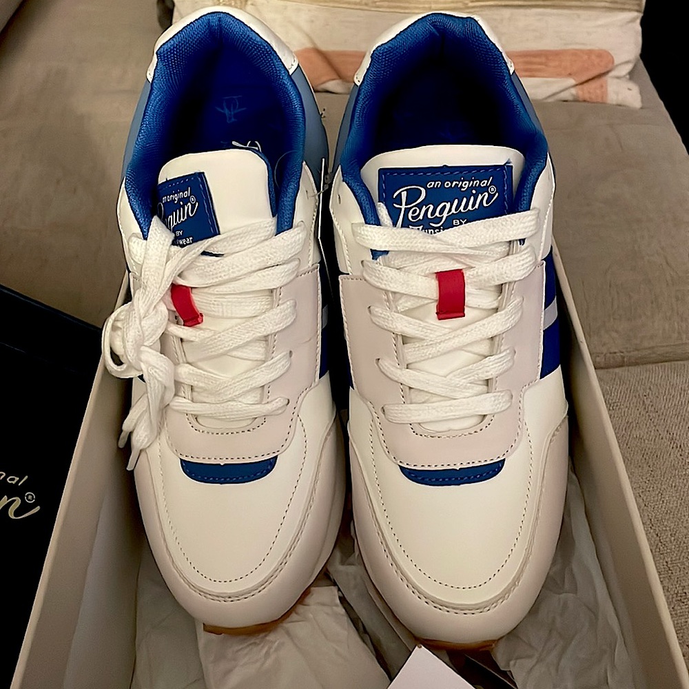 Brand new original penguin white sneakers